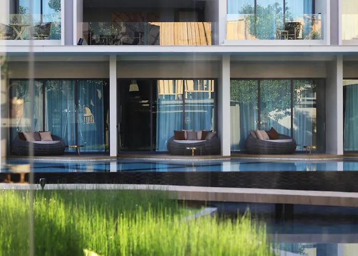The Signature Hotel Airport Hat Yai